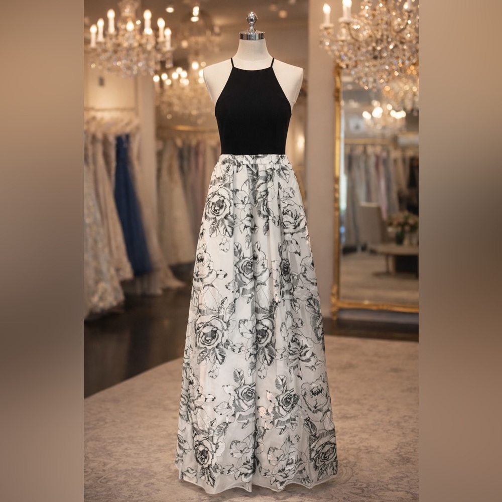 AQUA EMBROIDERED MAXI DRESS